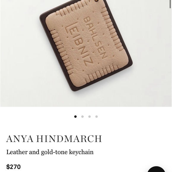 Biscuit Anya Hindmarch London Keychain - Picture 6 of 6